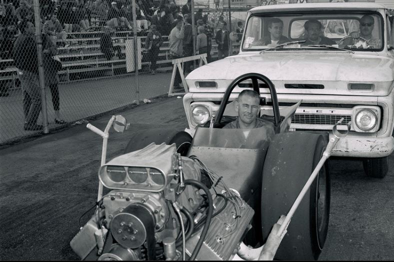 Joe winter dragster with crutches in the exhaust.JPG