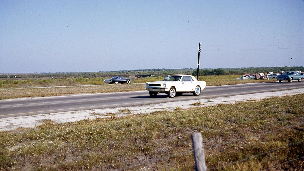 jpg036b.jpg