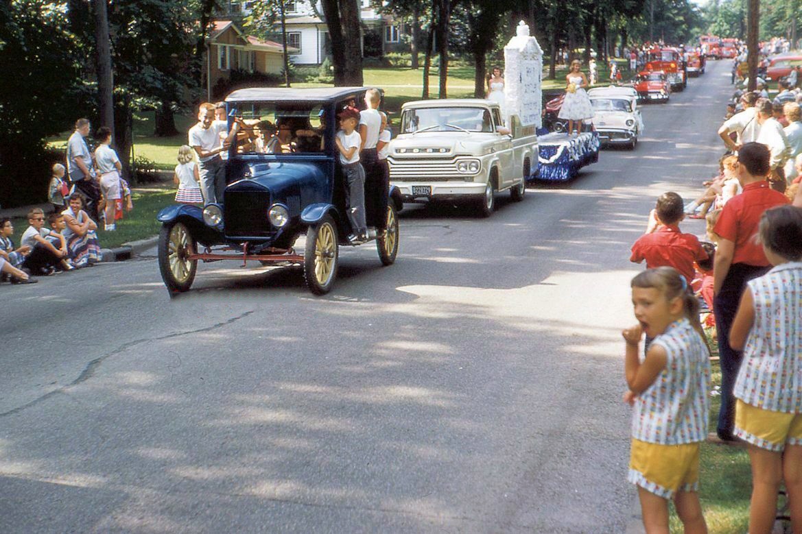 july-4th-parade-in-glen-ellyn-8-1960.jpg