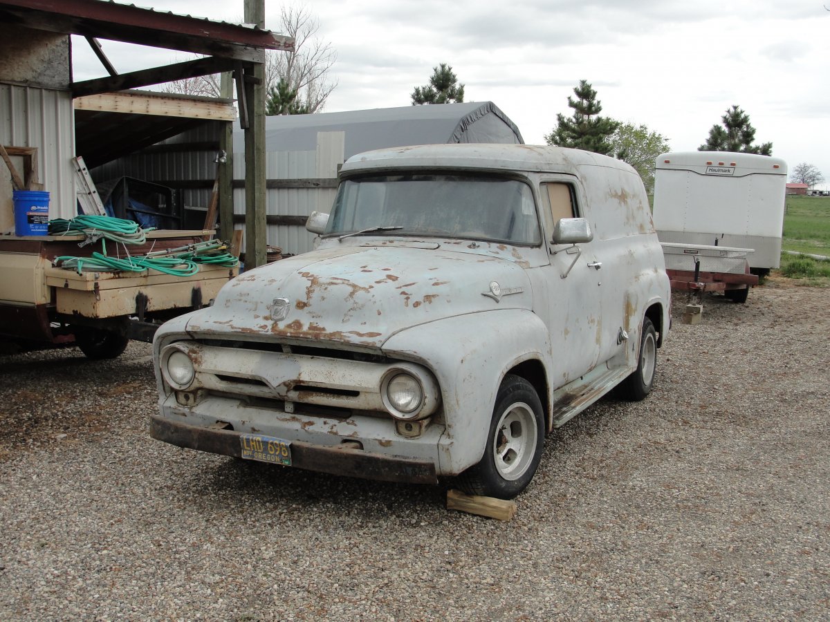 Kathy's 1956 f-100 panel 003.JPG