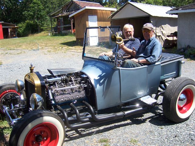 Keith& John off for a drive.JPG