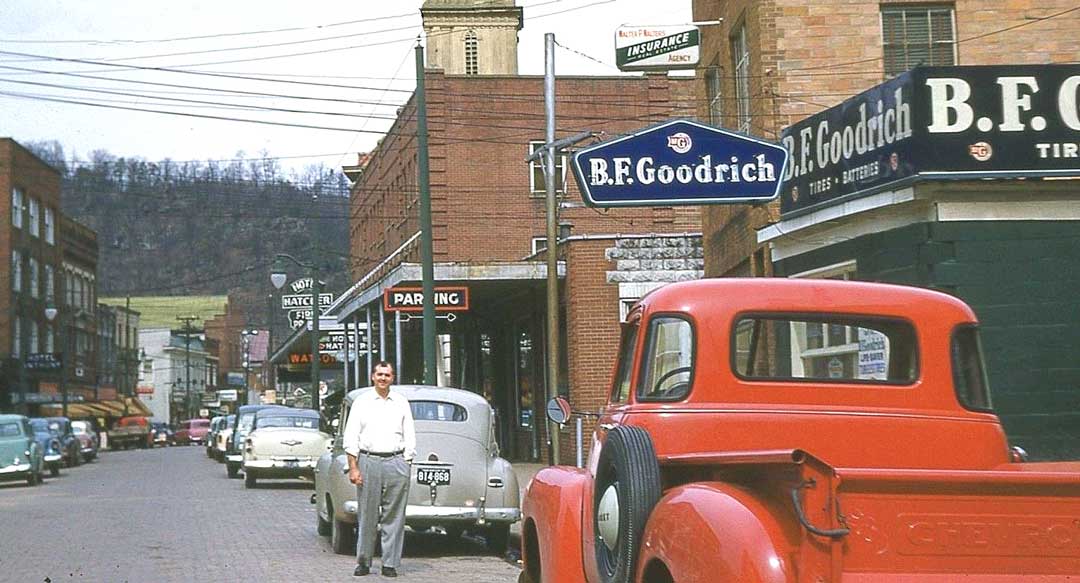 Kentucky-1950s-Cars-and-Trucks.jpg