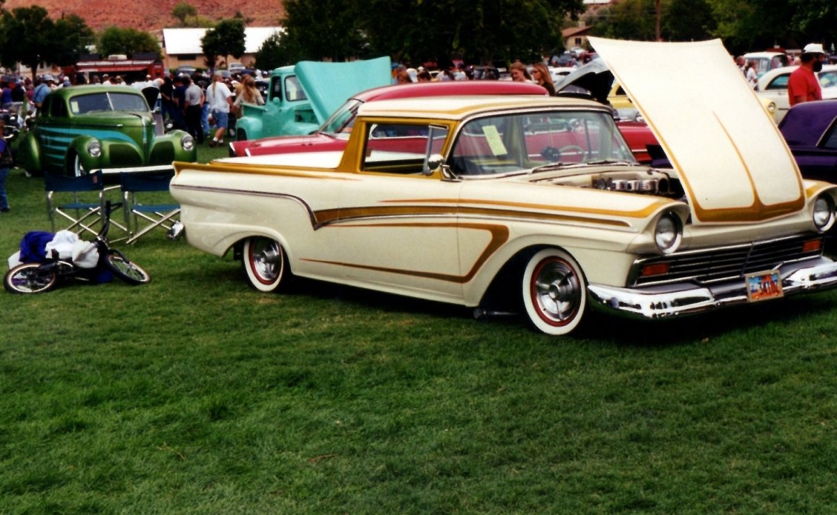 KUSTOM 262.jpg