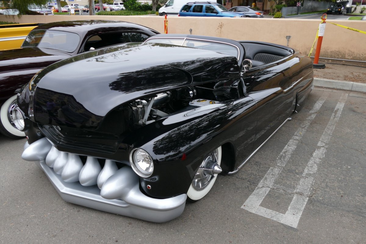 KUSTOM (4).jpg