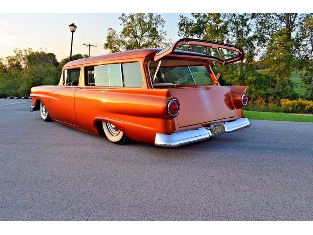 kustom57fordwagon3.jpg