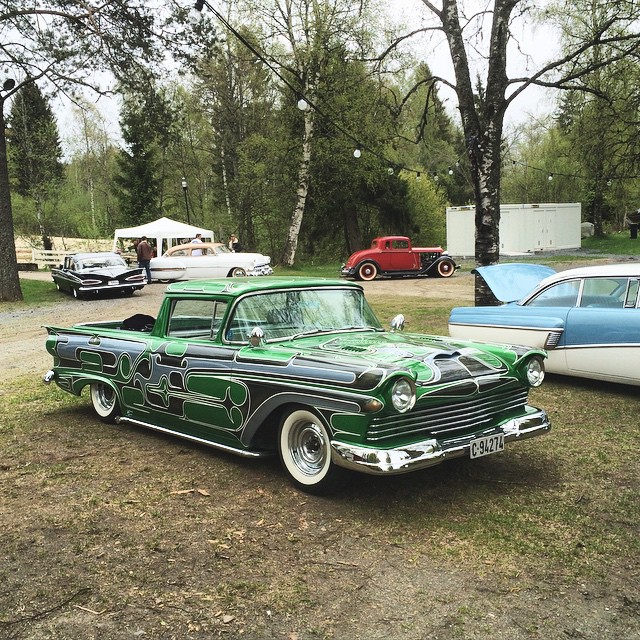 Kustomrama Dream Truck at the Bonanza Show.jpg