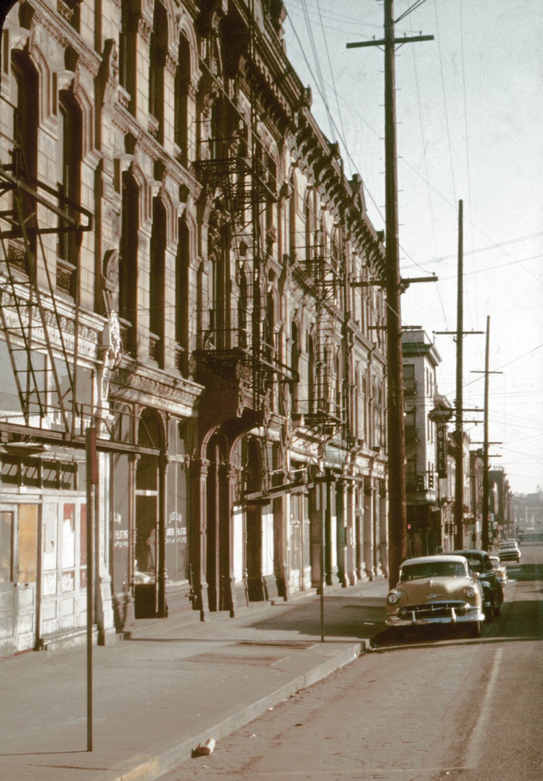 ladd-block-sw-1st-and-columbia-19191-c1960.jpg