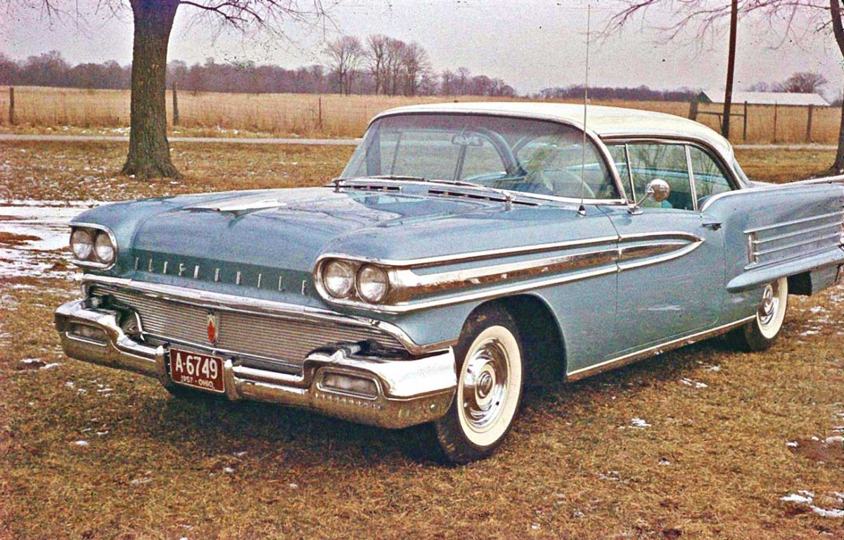 Late-1950s-Oldsmobile-Two-Door-Hardtop.jpg