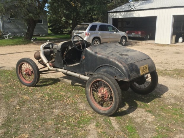 Laurel-Speedster-rear.jpg