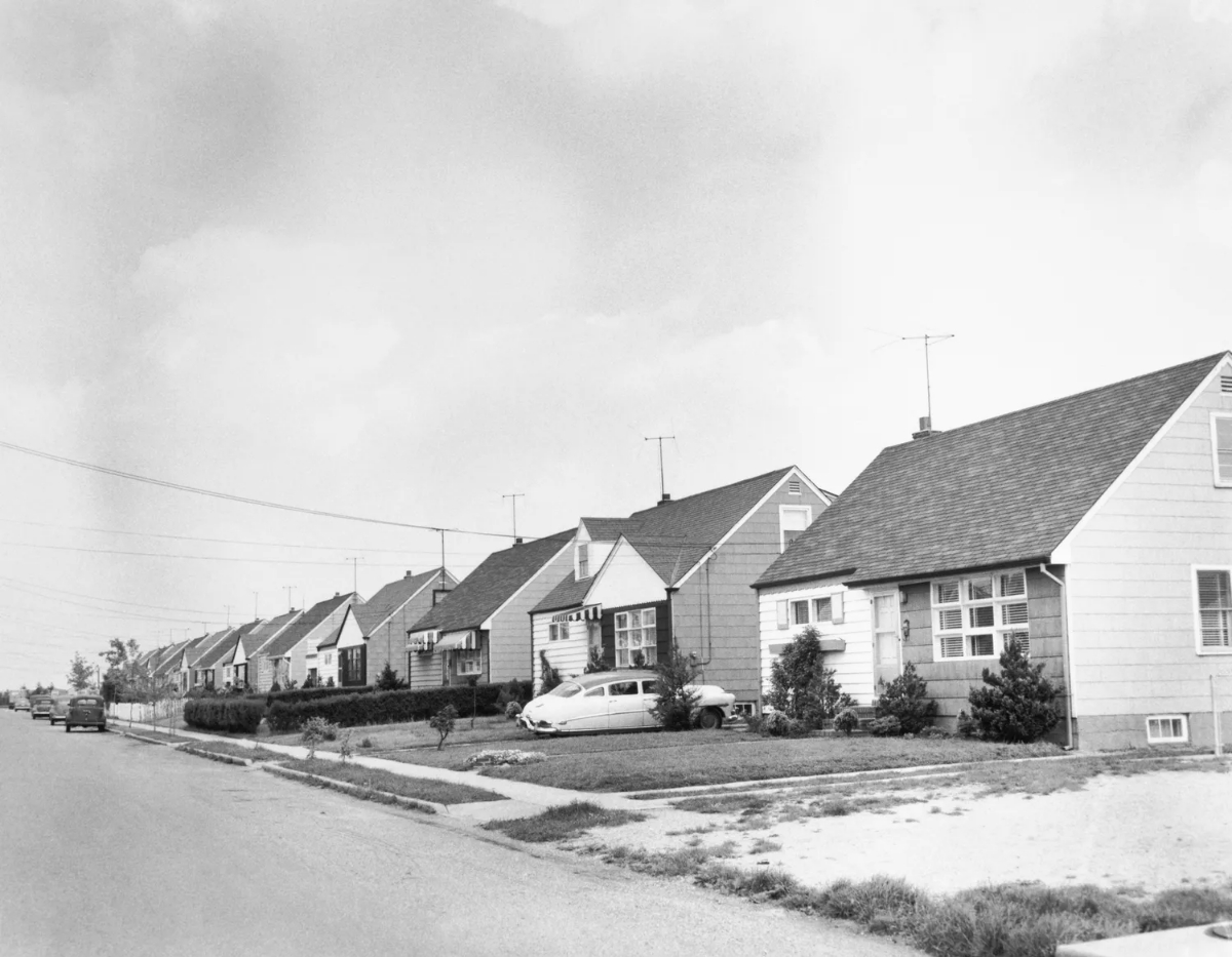 levittown-5.jpg