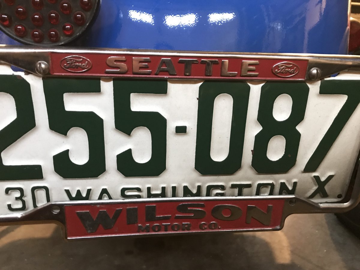 license-plate-frame.jpg