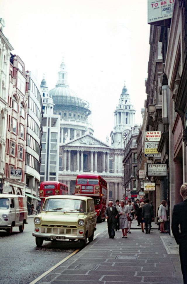 london-1960s-38.jpg