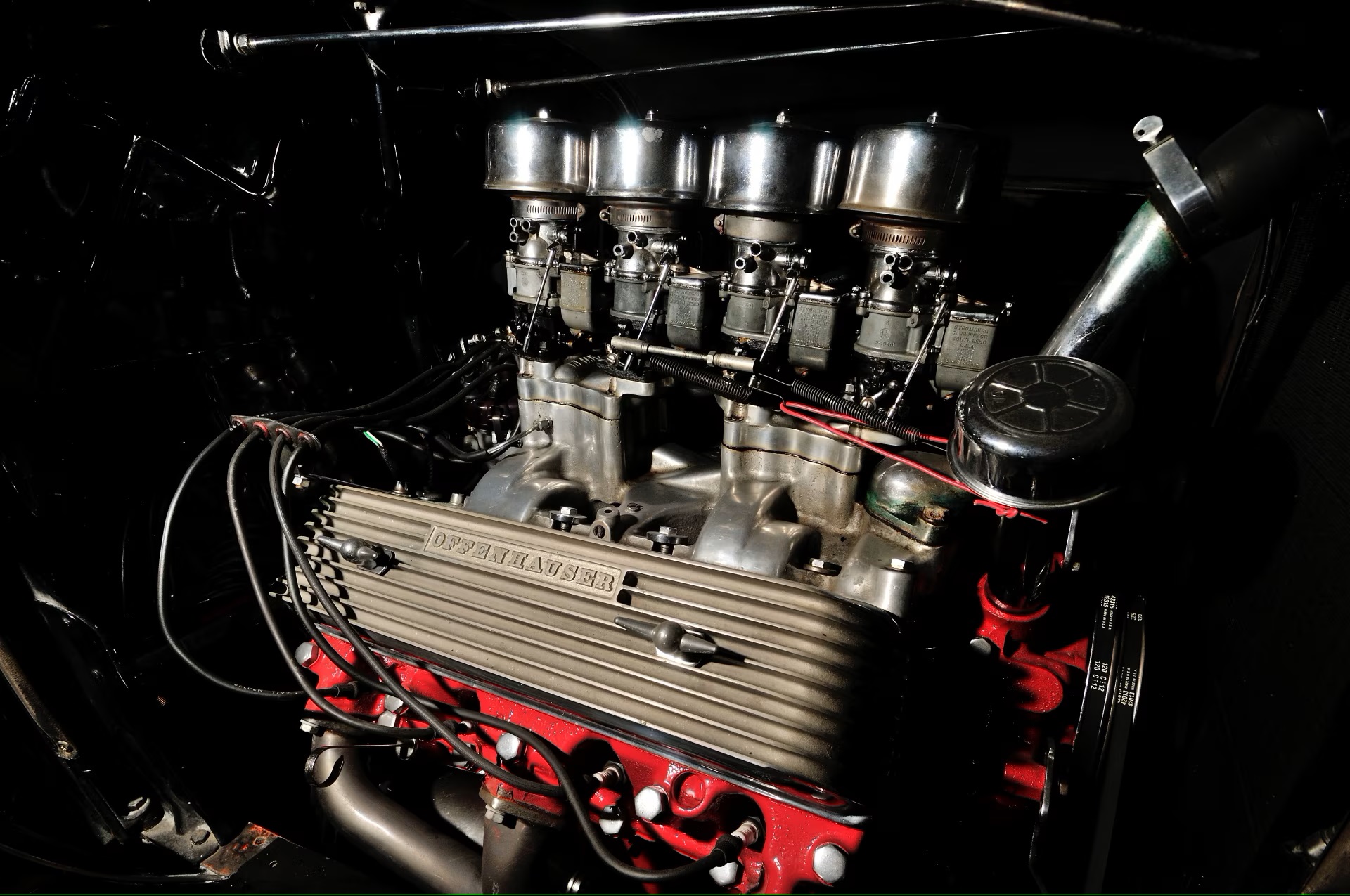 Lot R617 - Engine.jpg