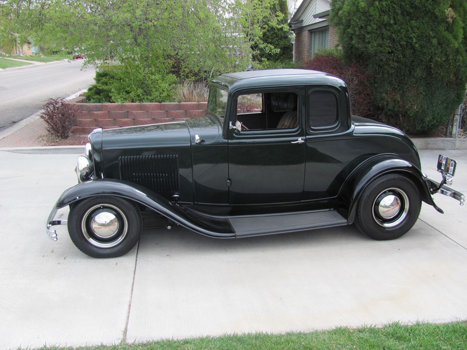 Lou Wells \'32 side.jpg