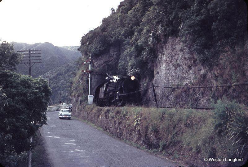 Manawatu Gorge 1960.jpg