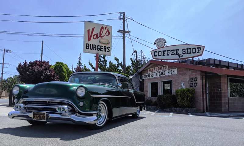 Marcus Edell ~ Bill Olivo '54 Olds at Vals (1).jpg