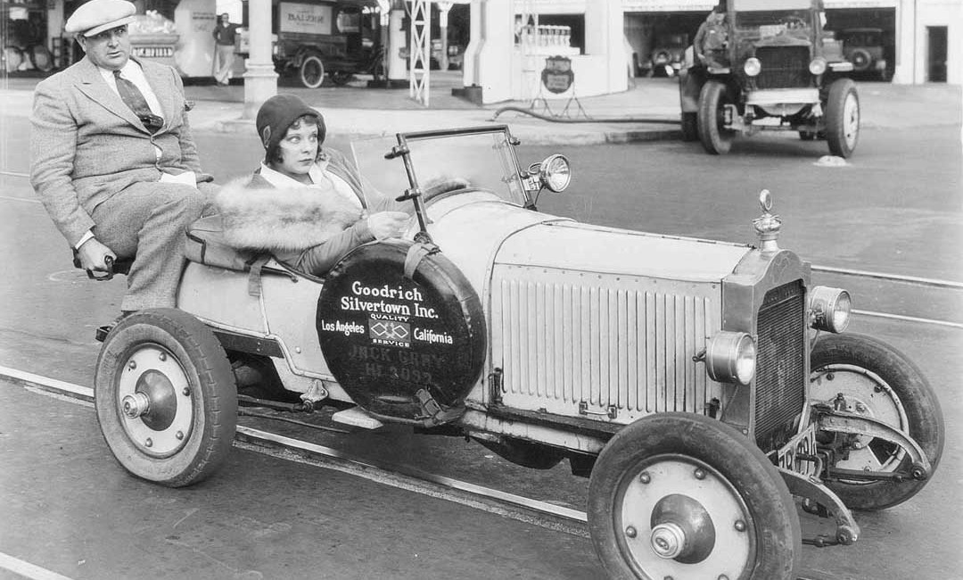 Max-Sennett-Girl-Goodrich-Silvertown-Baby-Packard--1080x650.jpg