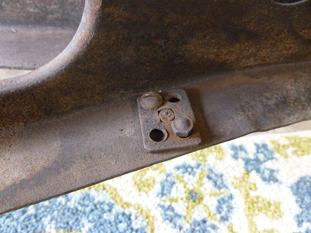 May 11 funny mount on frame #1  R.jpg