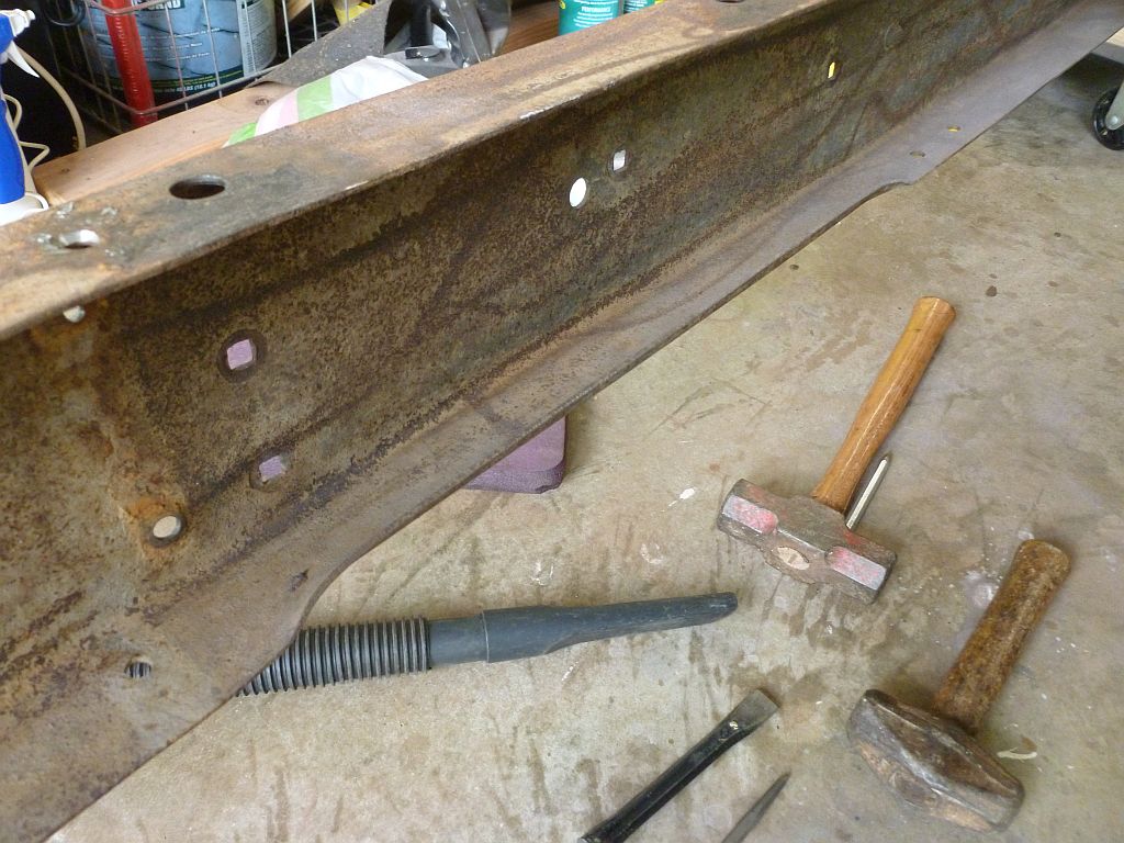May 6 note bend in bottom flange pass side  R.jpg