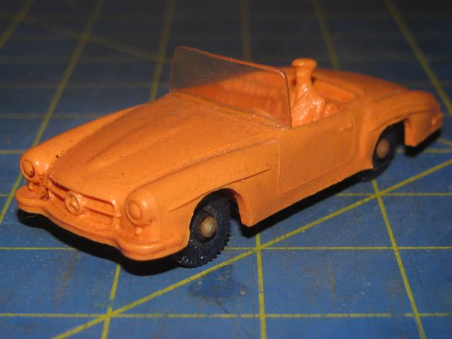 Mercedes-Benz190SLFrontRubber.JPG