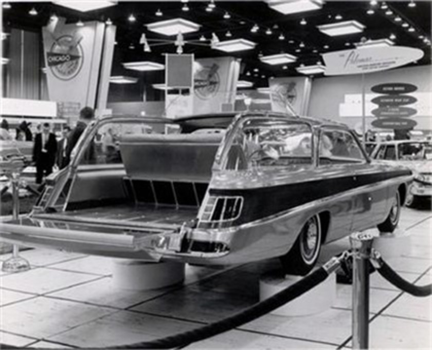 mercury-palomar-at-the-1962-chicago-auto-show_83a6f.jpg