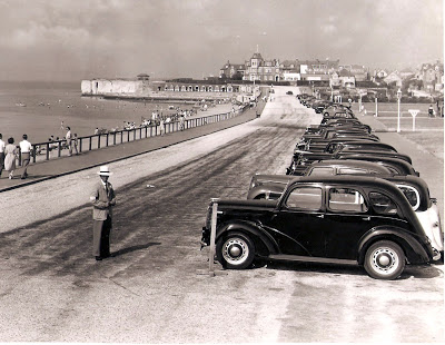 Miinis+Bay+car+park+1940s.jpg