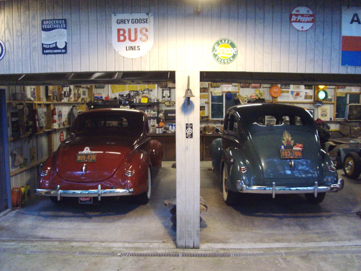 Mike's Garage 010.JPG
