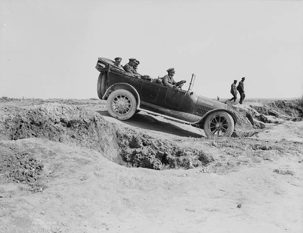 Military car-7 October 1917.jpg