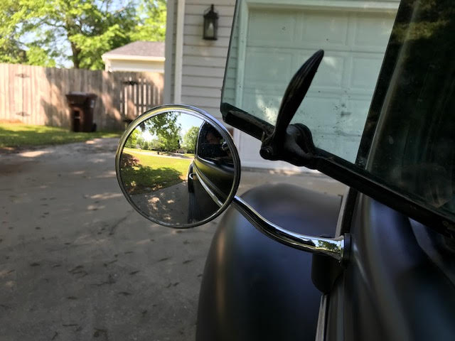 mirror1.jpg
