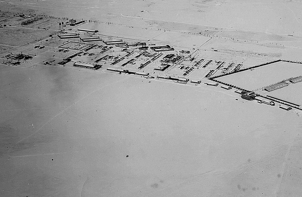 Mitchel Field 10-28 aerial view. Note Visiting Ships Hangar seen in larger image of plane.jpg