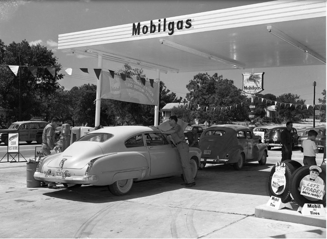 MobilGas.JPG