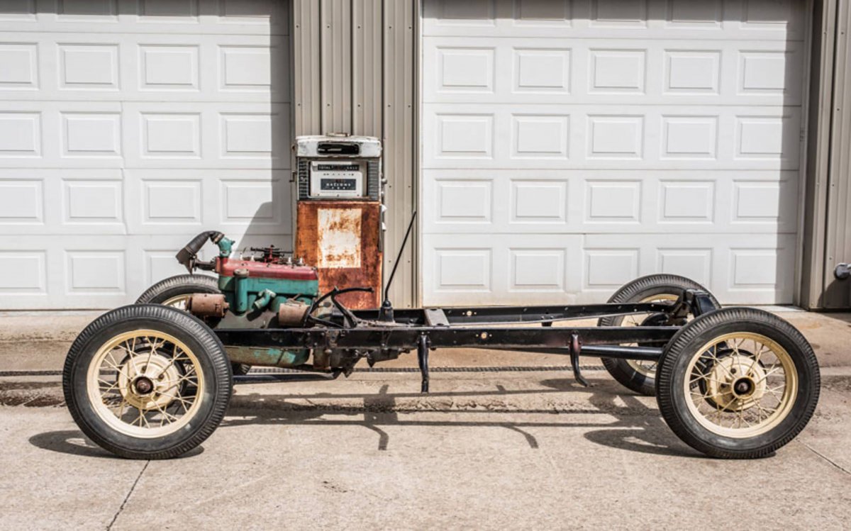 model a chassis.jpg