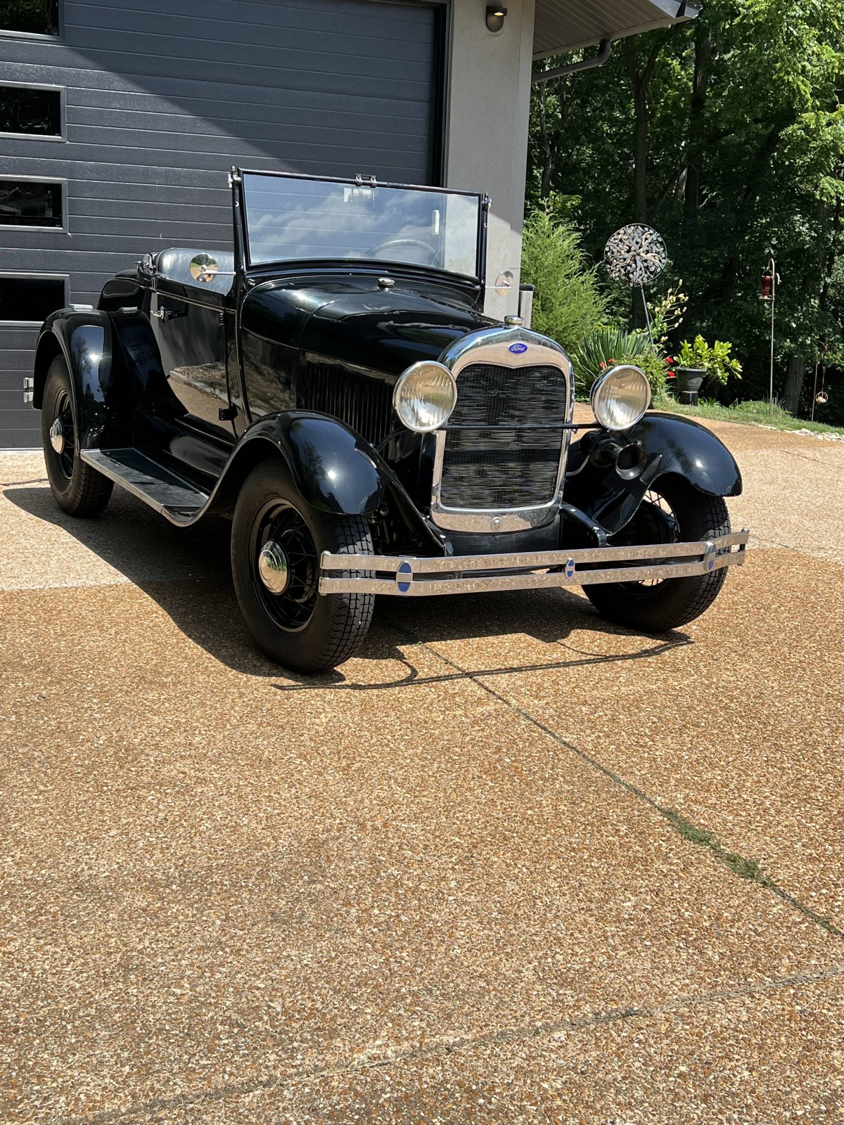 model a.jpeg