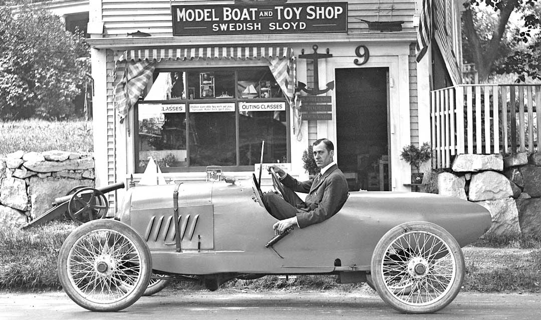 Model-T-Speedster-in-Manchester-By-The-Sea.jpg
