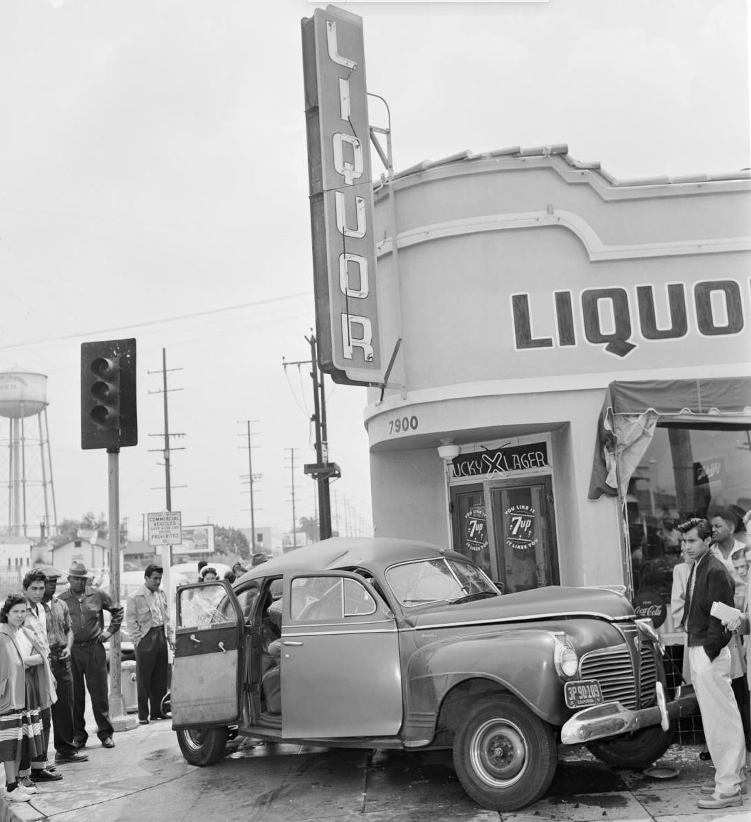 mon_Accident at Nord & Culver Avenue, Culver City, California, 1954.jpg