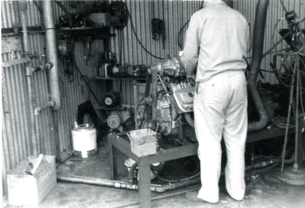 montgomery engine cobbs hilborn dyno.jpg