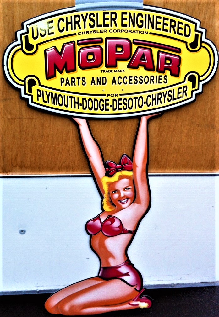 mopar sign (2).JPG