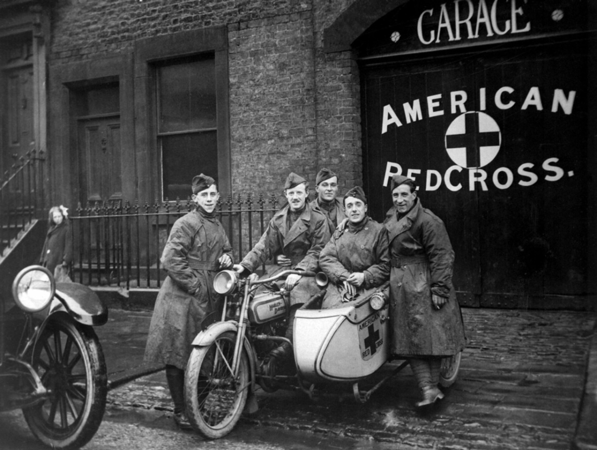 motorcycle-ambulances-in-world-war-i-9.jpg