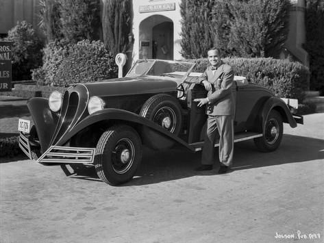 movie-star-news-al-jolson-showing-his-vintage-car.jpg