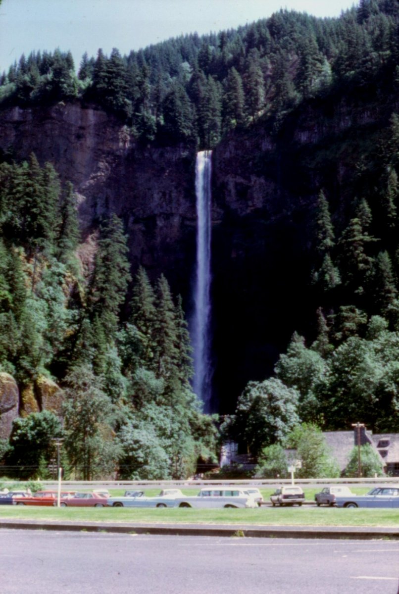 Multnomah Falls 20 May 69.jpg