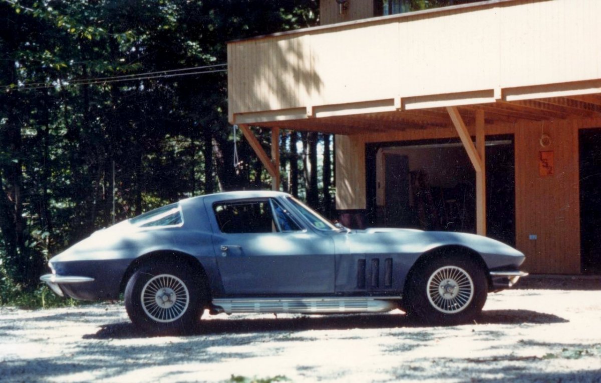 My 1966 Corvette  3.jpg