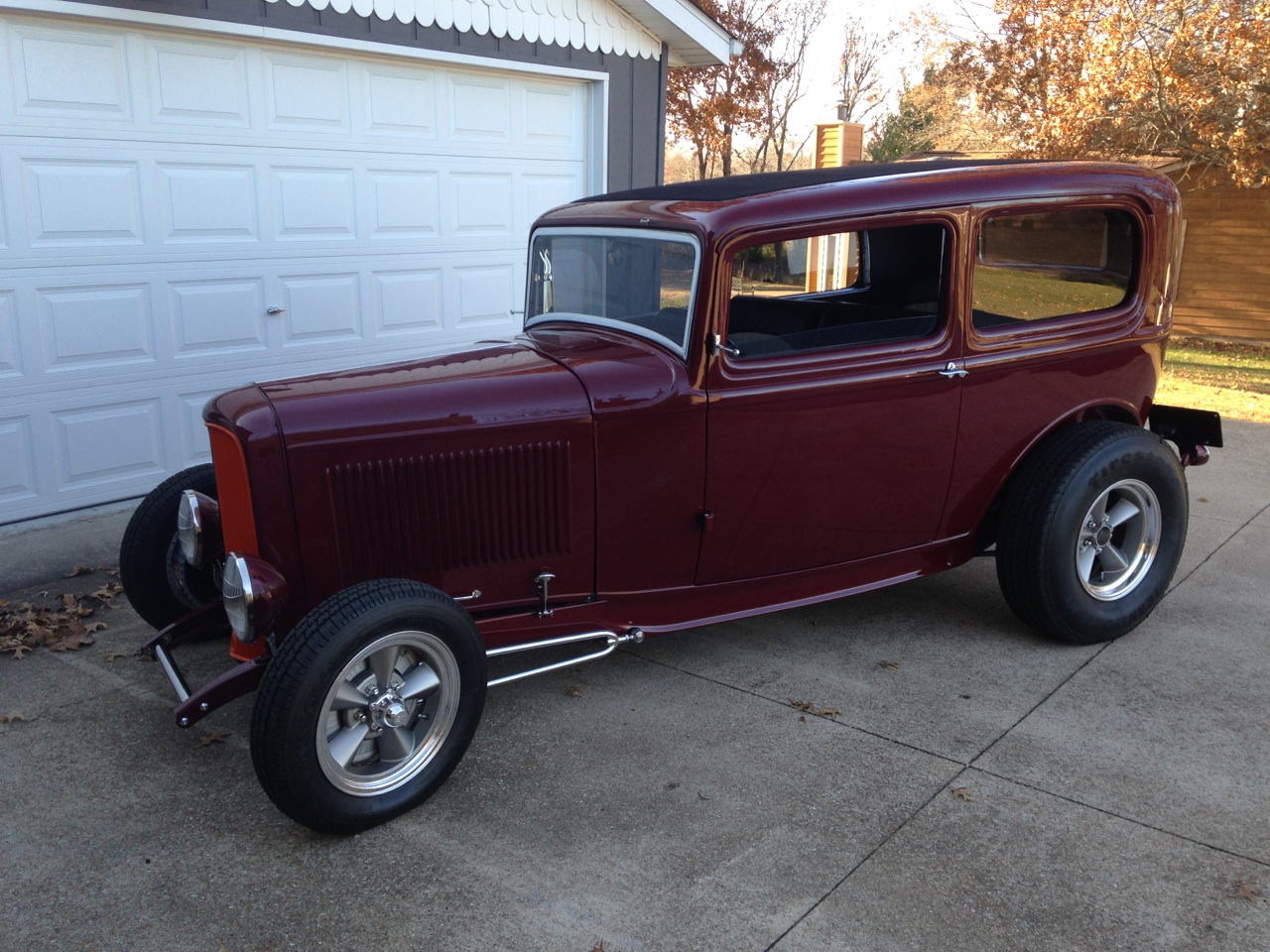 my 32 sedan - side view.jpg