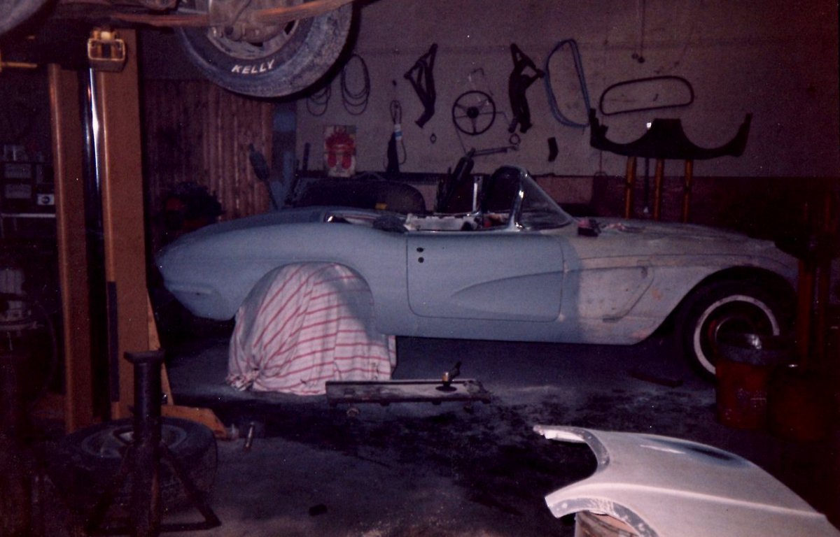 My 62 Corvette 4.jpg