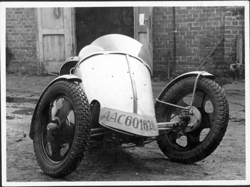 neander cyclecar, front.jpeg