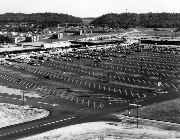 new-downtown-shopping-center-oak-ridge-1955.jpg