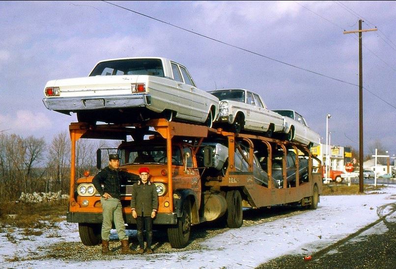 new mopars.JPG