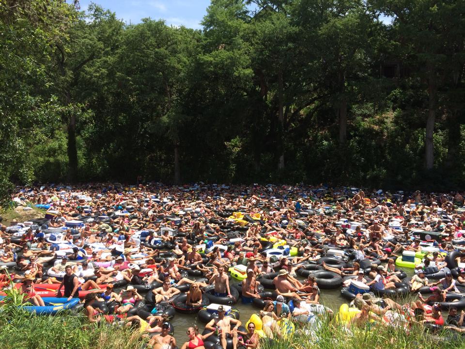 NEW_BRAUNFELS_TUBING_3.jpg