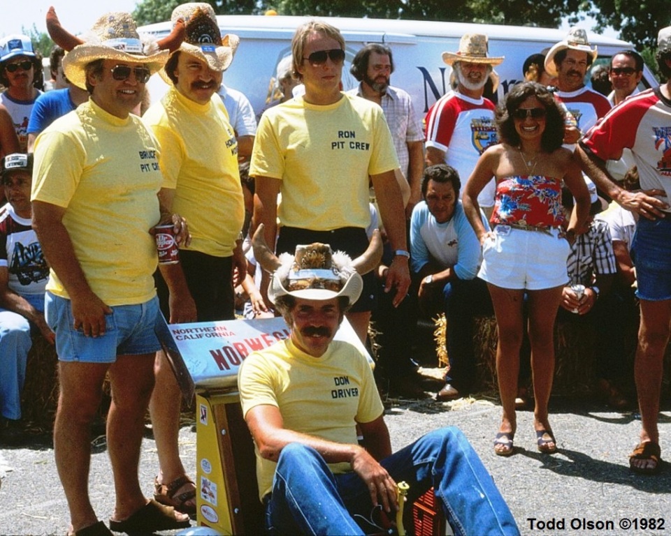 Norwegian Creeper Racing Team - August 1982.jpg