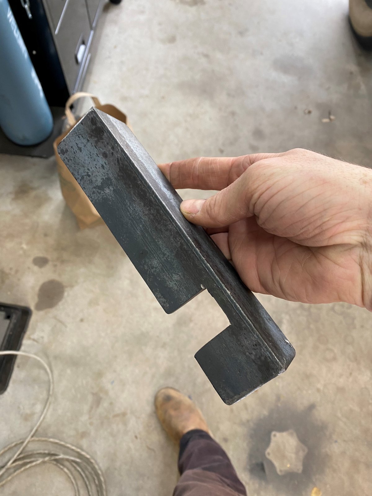 Notch for E brack bracket.jpg