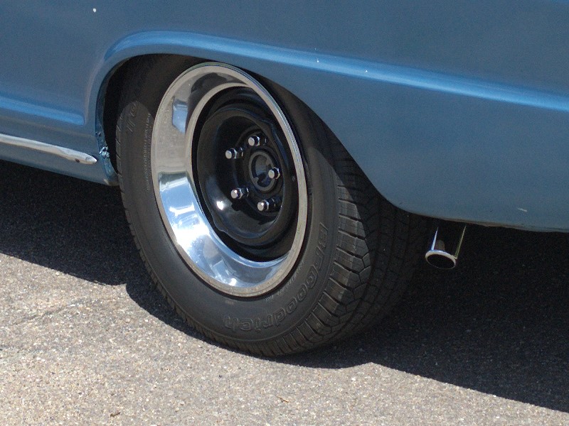 nova rr wheel1.jpg